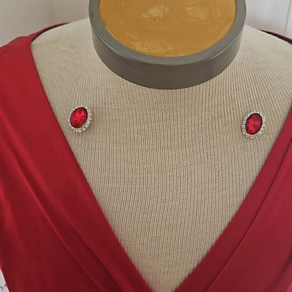 Nanette Lepore Women's V-neck Wrap Dress With Matching Pair Of Earrings 8 Red - Picture 2 of 16